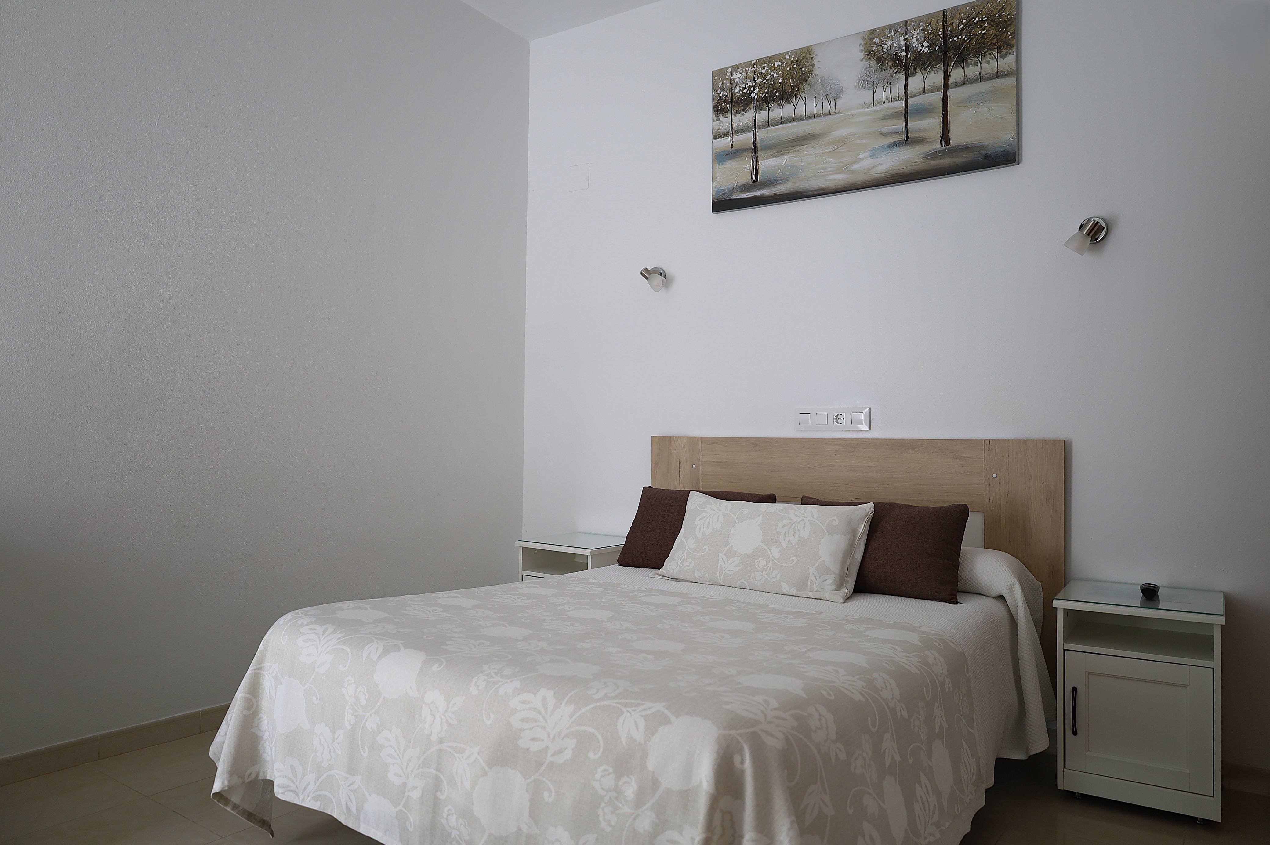 Habitación doble (cama matrimonio) - Hostal Arcos Beach Chipiona